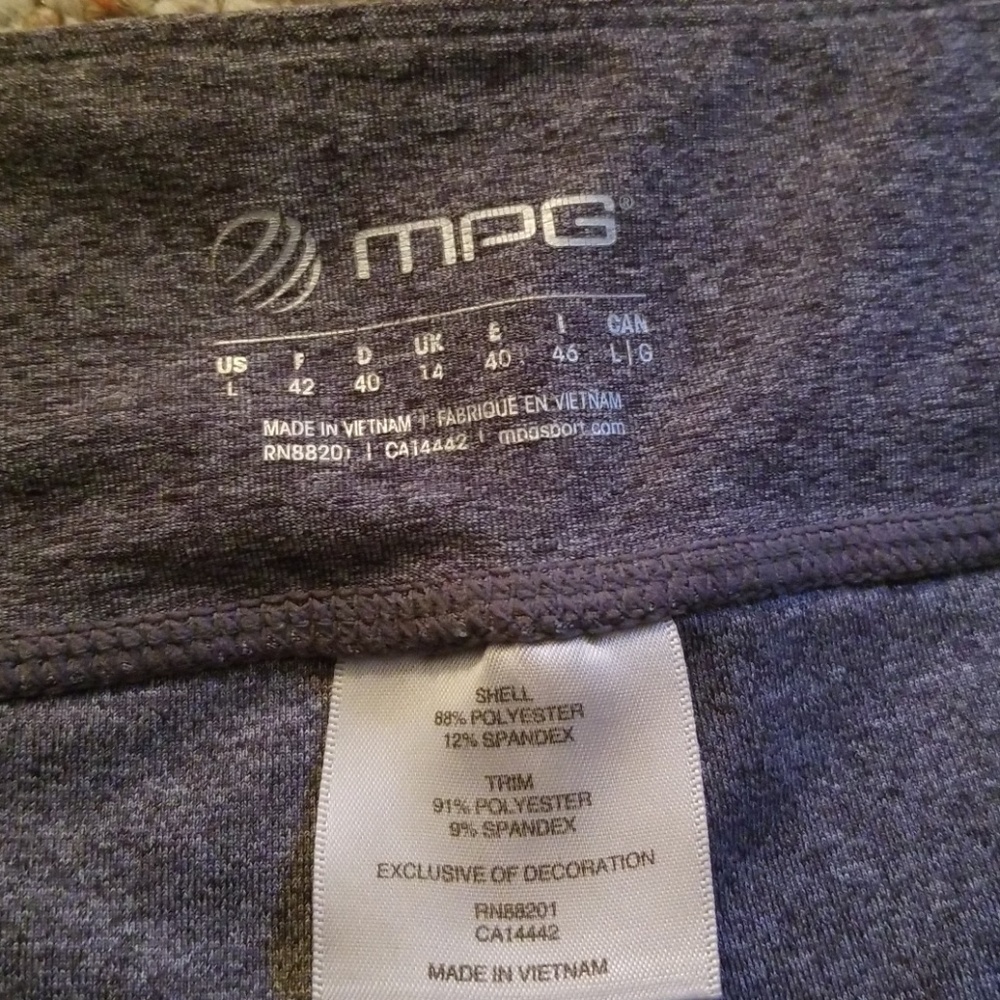 Capri workout pants - Picture 3 of 3
